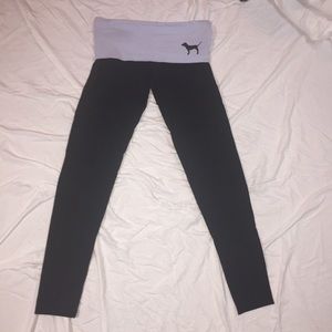 Victoria’s Secret Pink yoga capris